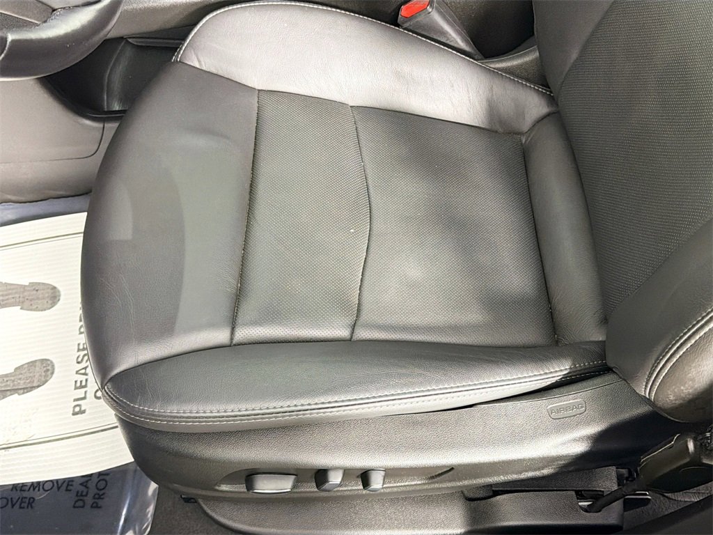 Used 2023 Cadillac XT6 Premium Luxury image 19