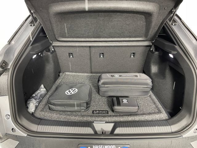 New 2026 Volkswagen ID.4 Pro AWD/4WD image 13