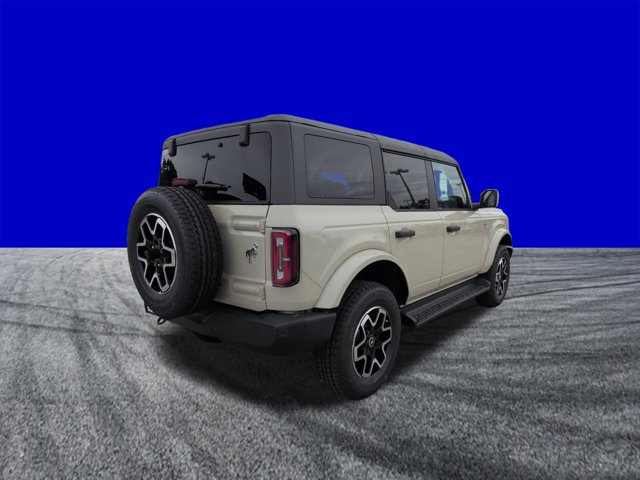 New 2026 Ford Bronco Outer Banks AWD/4WD image 4