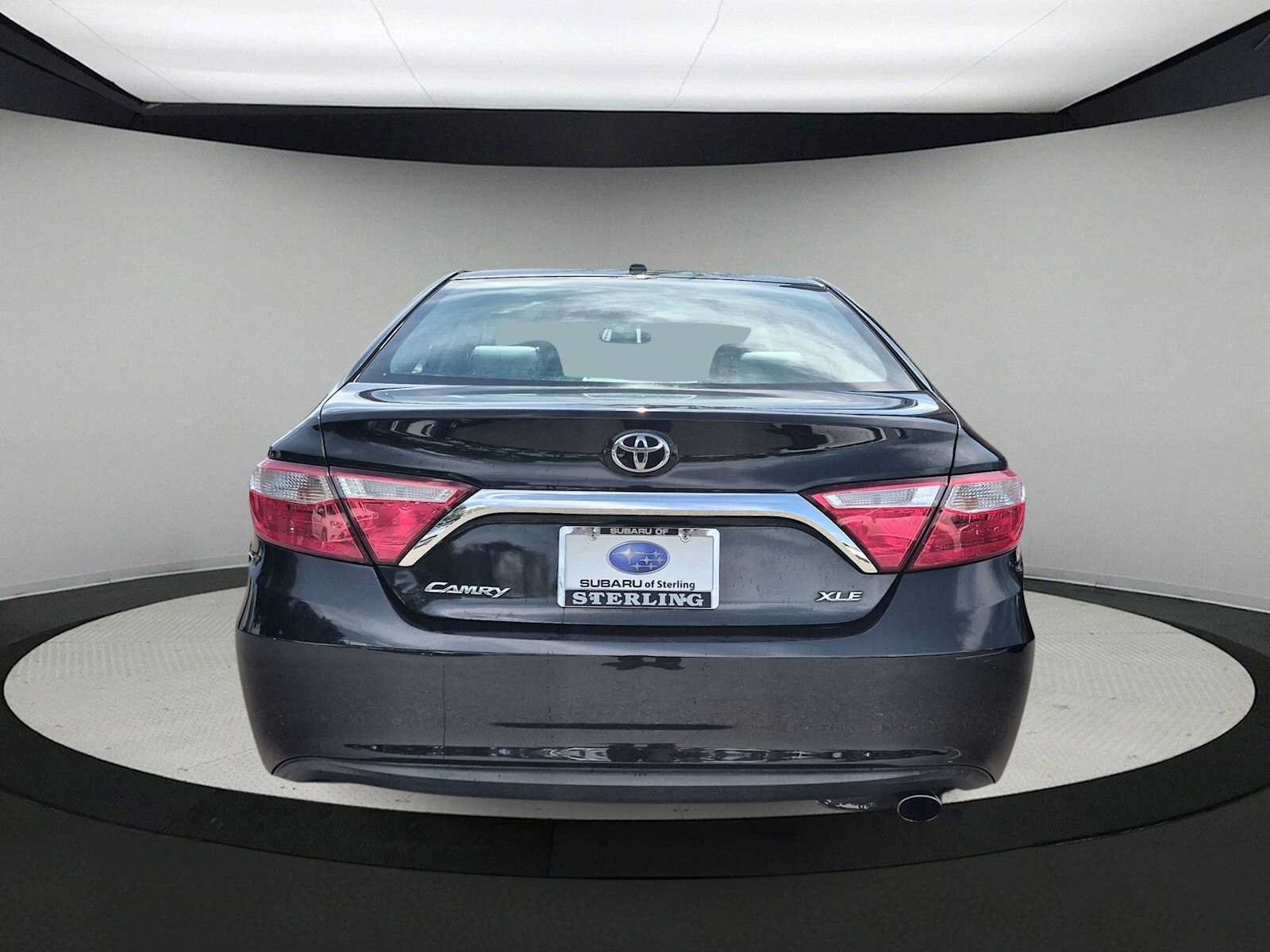 Used 2016 Toyota Camry XLE FWD image 7