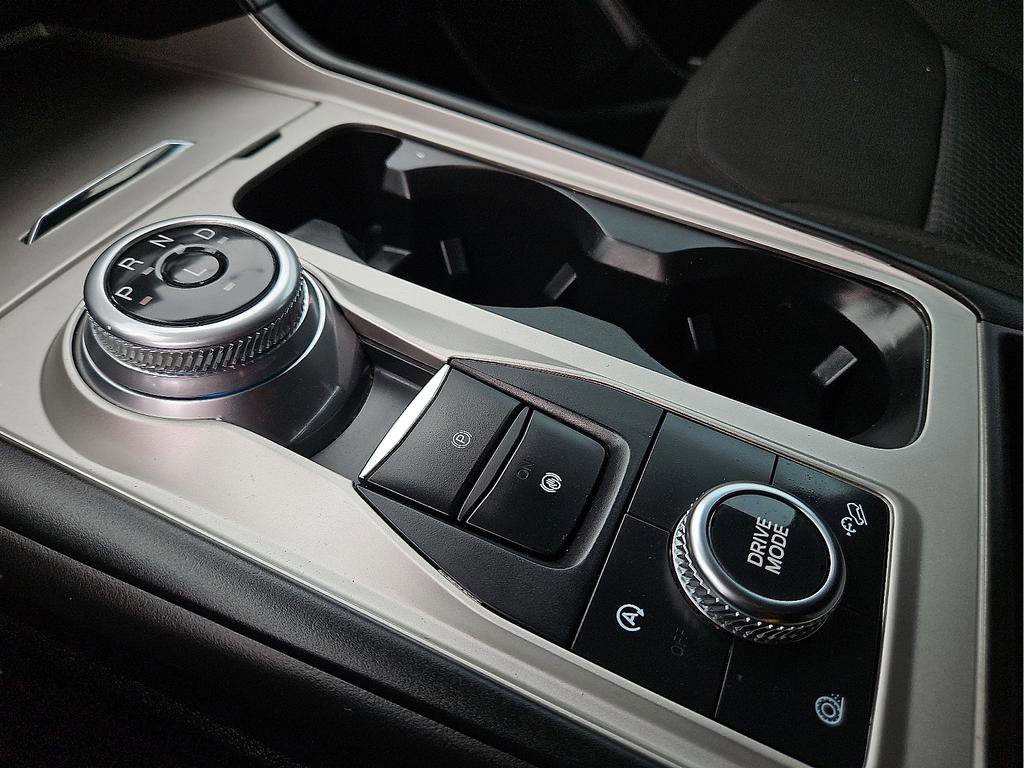 Used 2024 Ford Explorer XLT w/ Class IV Trailer Tow Package image 20