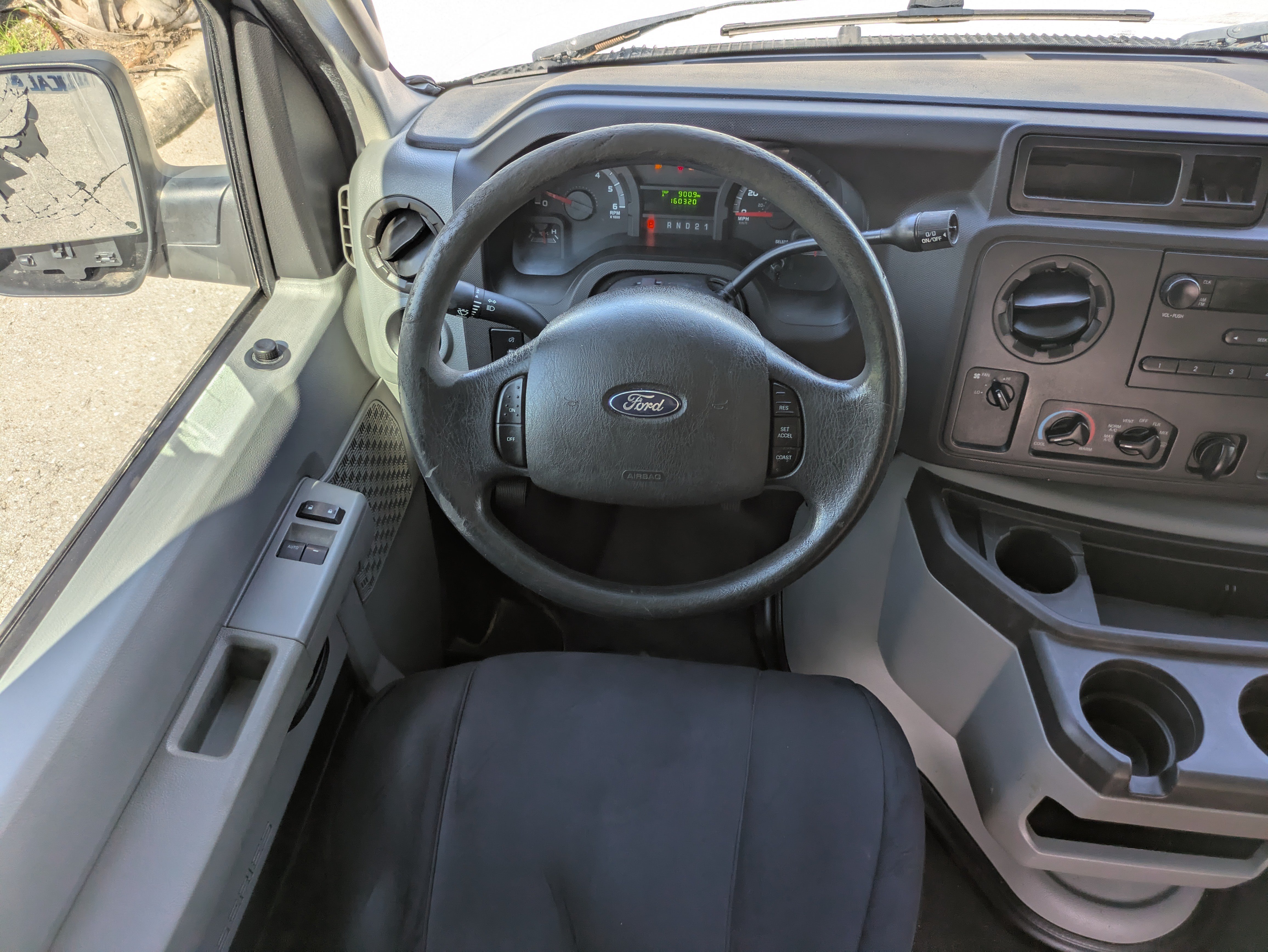 Used 2013 Ford E-250 and Econoline 250 w/ PWR Group RWD image 15