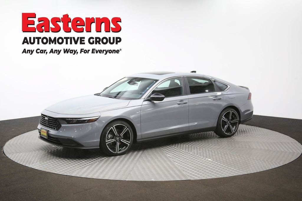 Used 2025 Honda Accord Sport image 54