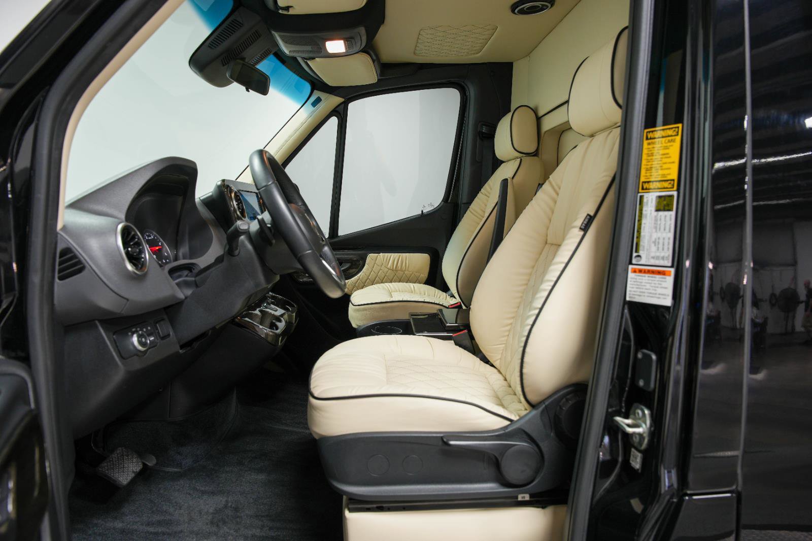 Used 2020 Mercedes-Benz Sprinter 3500 image 73