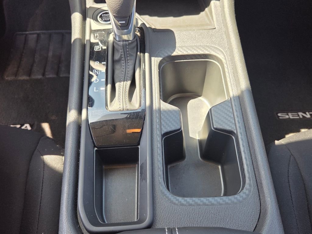 Used 2025 Nissan Sentra S image 16