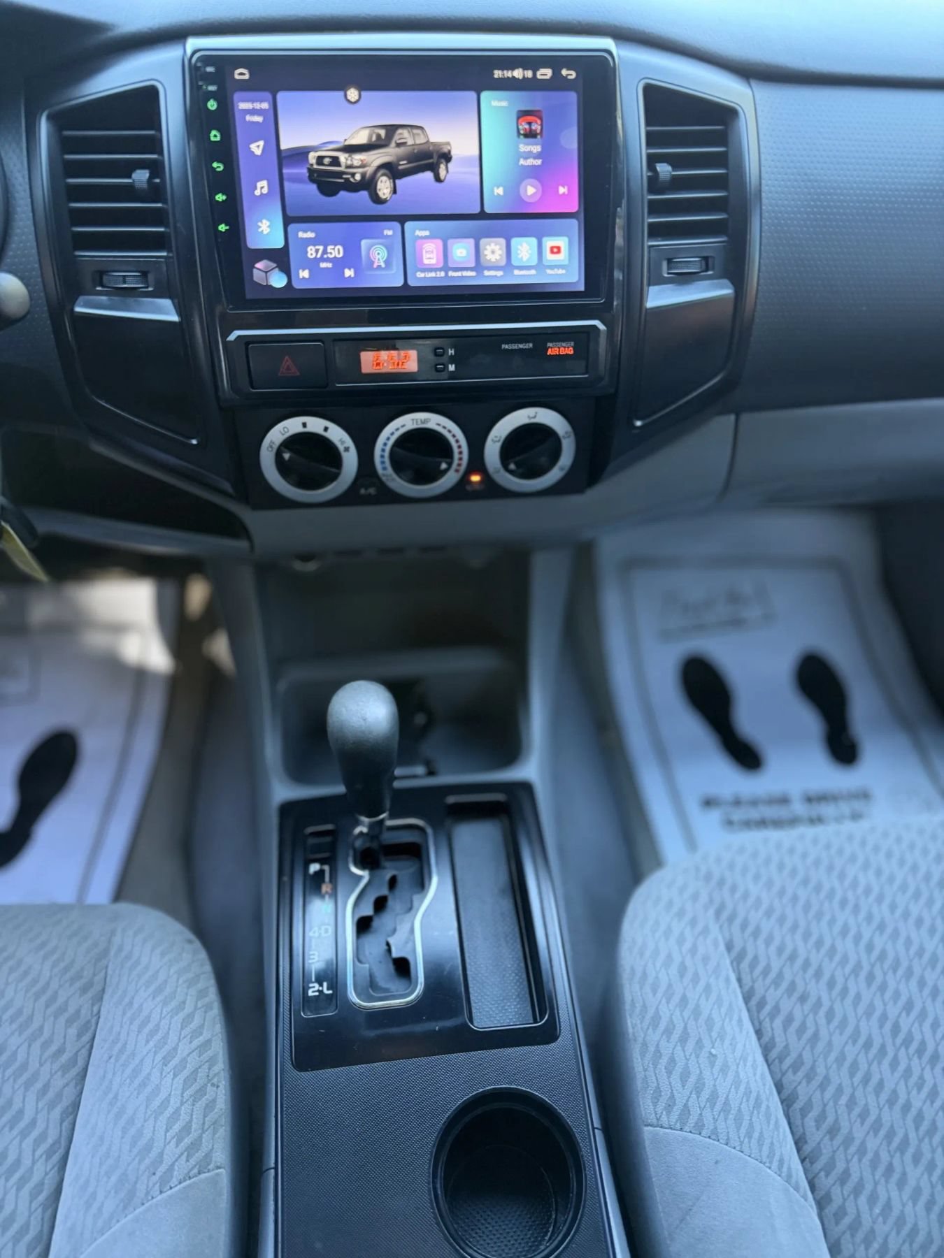 Used 2009 Toyota Tacoma PreRunner RWD image 4