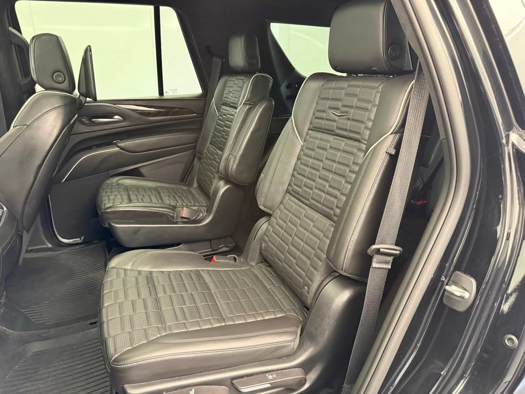 Used 2023 Cadillac Escalade Sport Platinum w/ Heavy-Duty Trailer Package AWD/4WD image 63