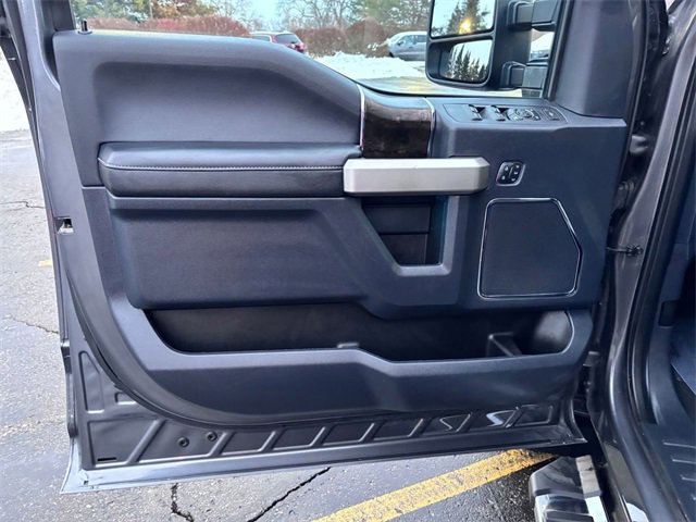 Used 2022 Ford F350 Lariat w/ Lariat Ultimate Package image 12