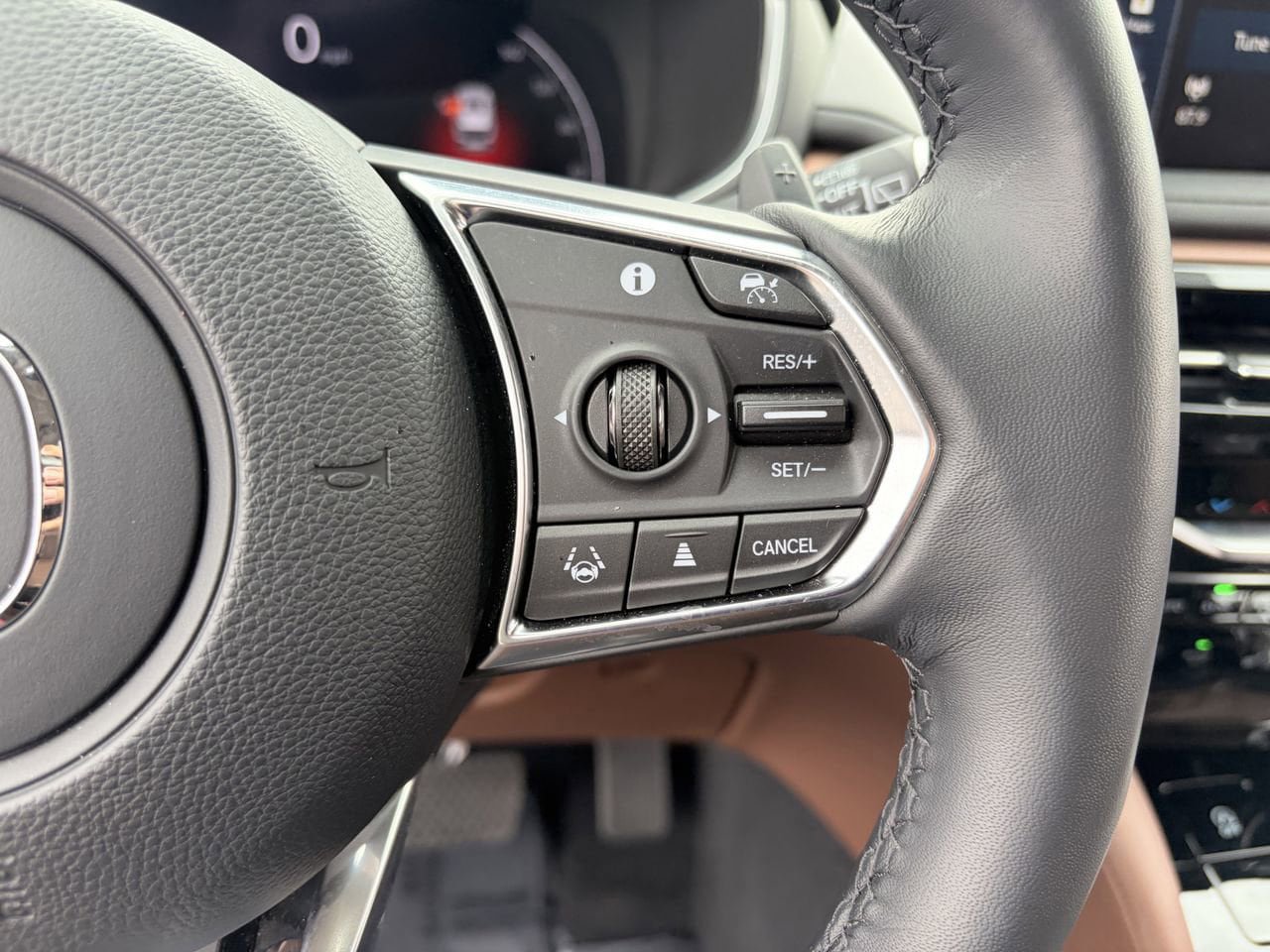 Used 2026 Acura MDX w/ Technology Package image 22