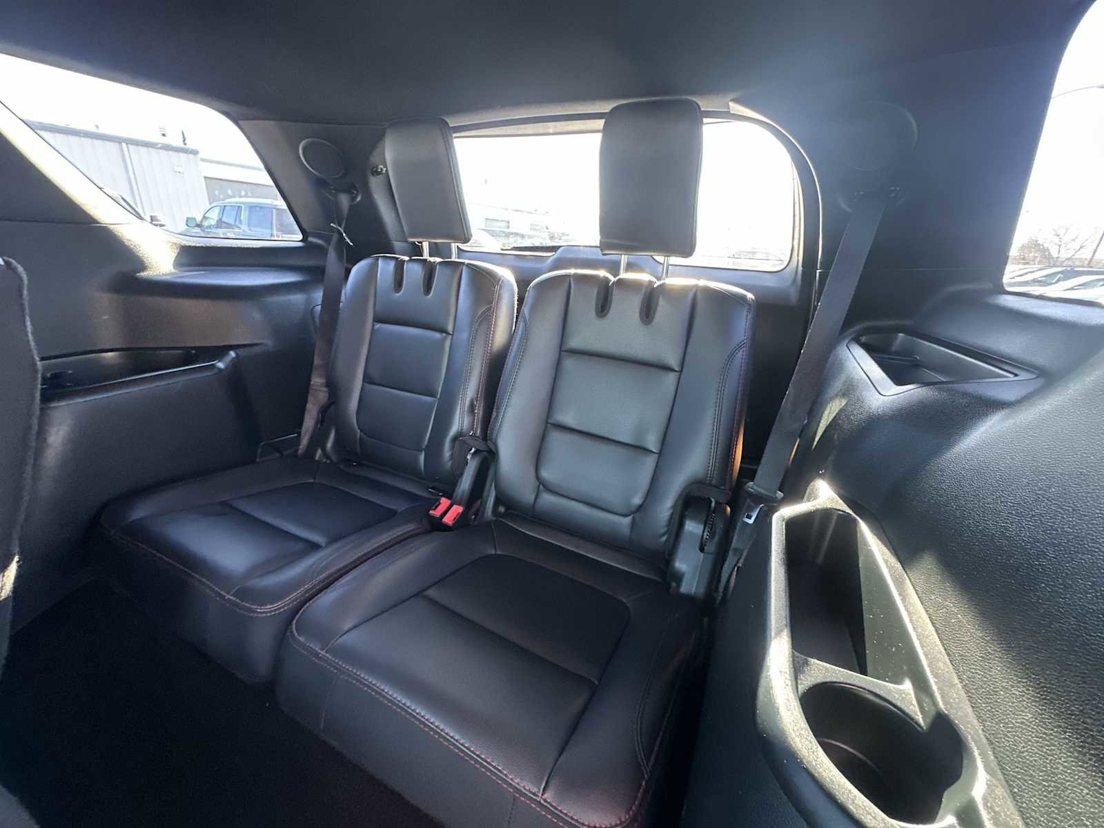 Used 2019 Ford Explorer Sport image 24