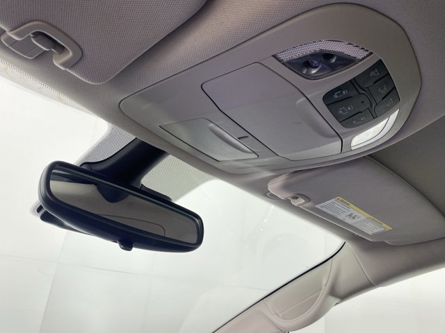 Used 2024 Chrysler Pacifica Touring-L AWD/4WD image 25