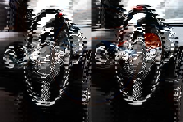 Used 2016 Nissan 370Z Coupe image 25