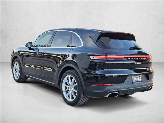 Used 2024 Porsche Cayenne image 8
