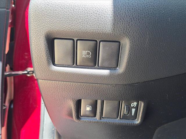 Certified 2018 Toyota C-HR XLE FWD image 11