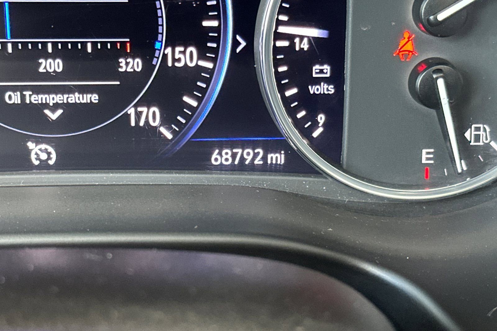 Used 2023 Buick Enclave Premium w/ Experience Buick Package image 26