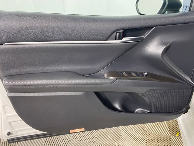 Used 2021 Toyota Camry XSE AWD/4WD image 12