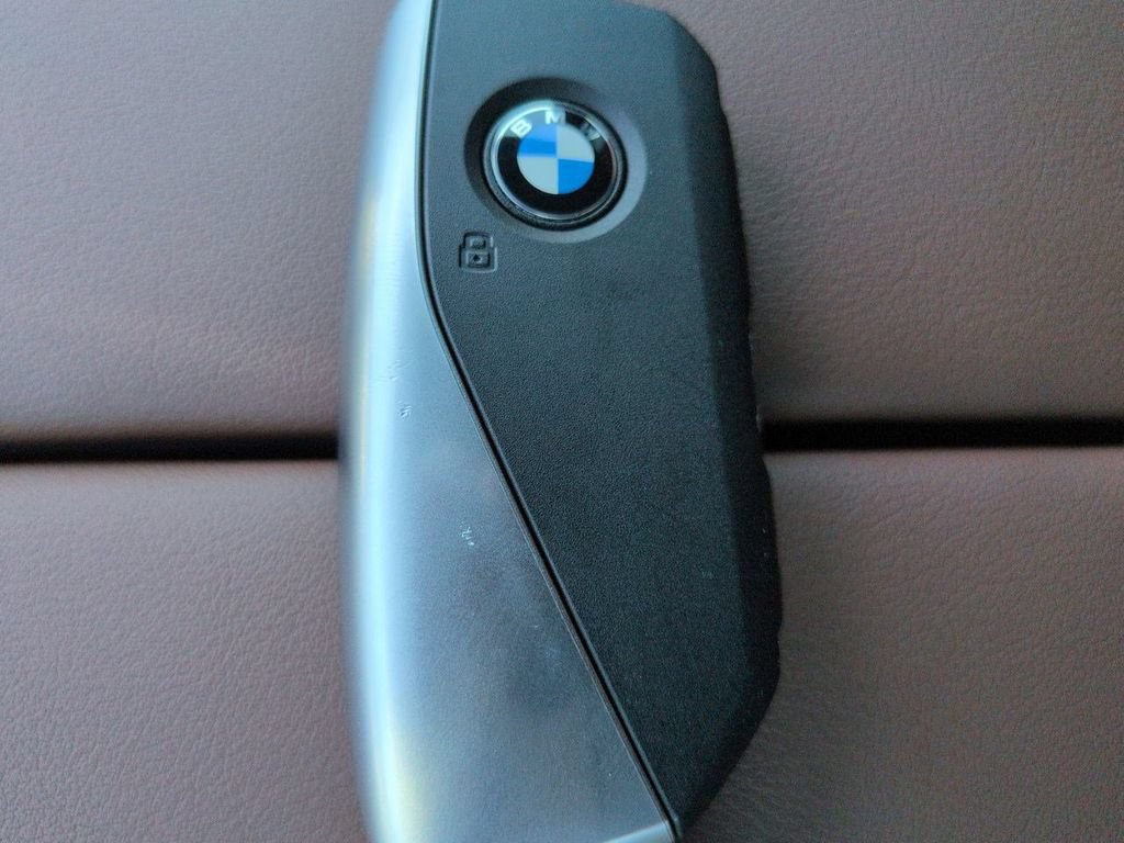 New 2026 BMW X5 xDrive40i w/ M Sport Package AWD/4WD image 30