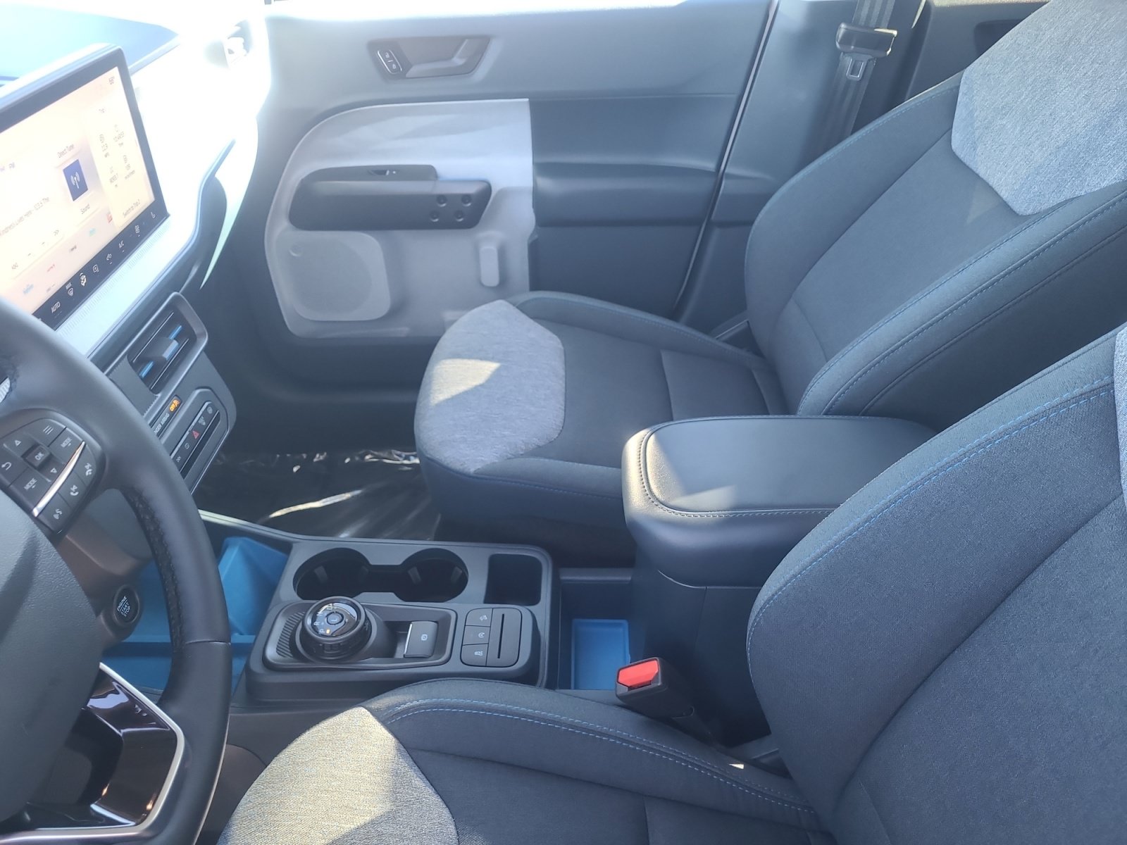 Used 2025 Ford Maverick XLT w/ XLT Luxury Package AWD/4WD image 15