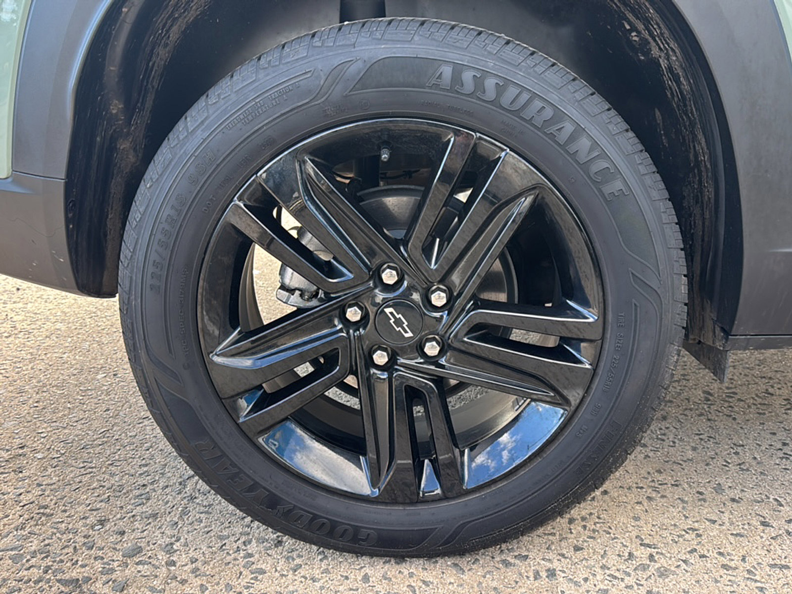 Used 2024 Chevrolet Trax ACTIV w/ Driver Confidence Package image 41