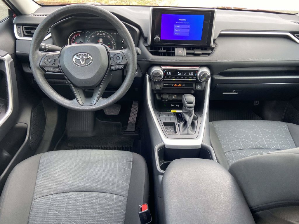 Used 2025 Toyota RAV4 XLE w/ Convenience Package FWD image 14