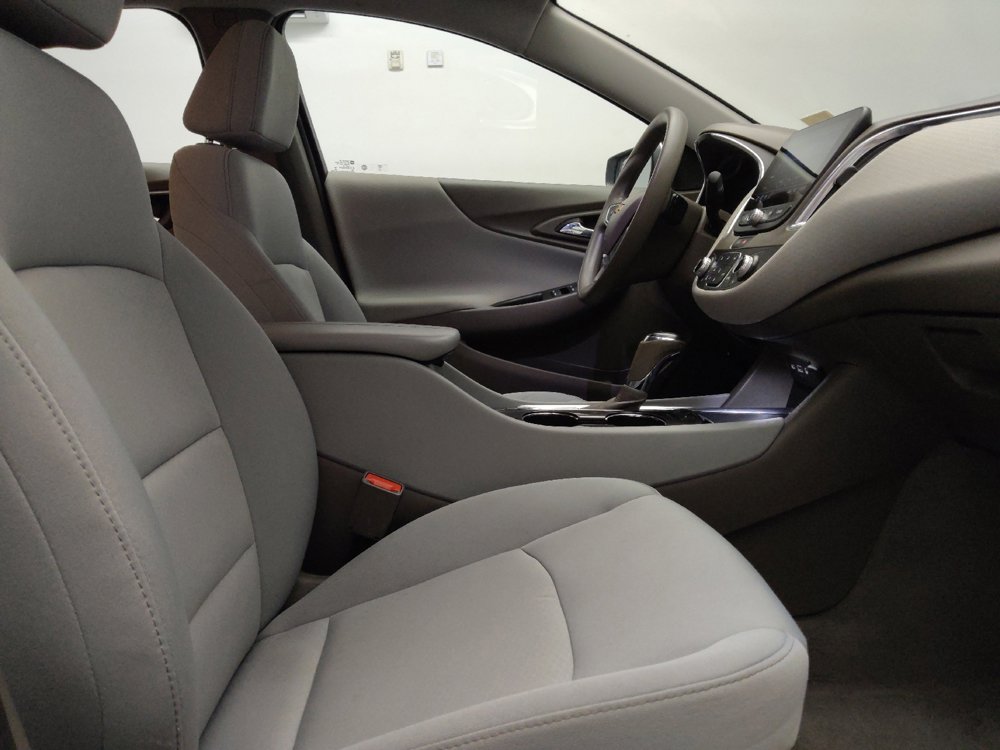Used 2020 Chevrolet Malibu LT FWD image 21