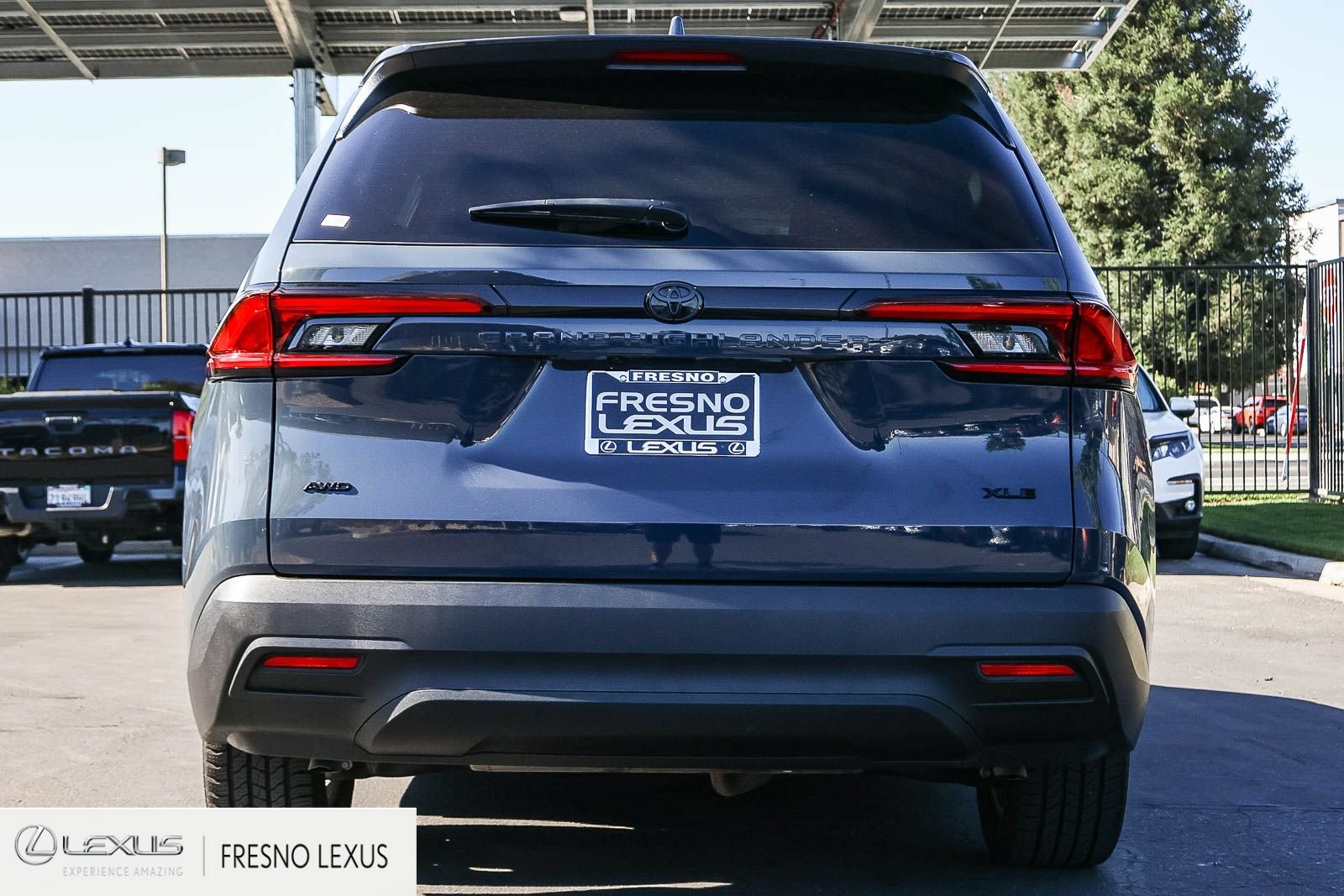 Used 2025 Toyota Grand Highlander AWD image 5