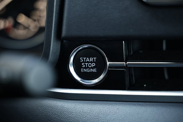 Used 2024 Mitsubishi Outlander SE image 35