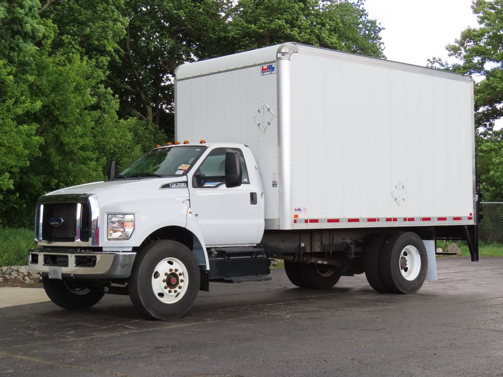 Used 2022 Ford F750 2WD Regular Cab Super Duty image 22