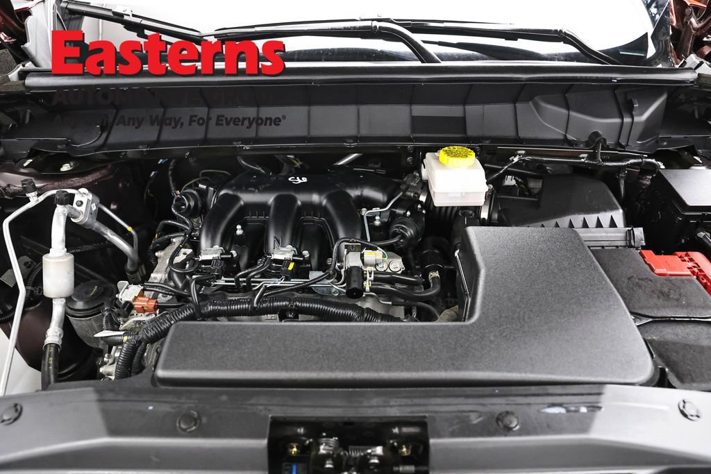 Used 2024 Nissan Pathfinder SV AWD/4WD image 7