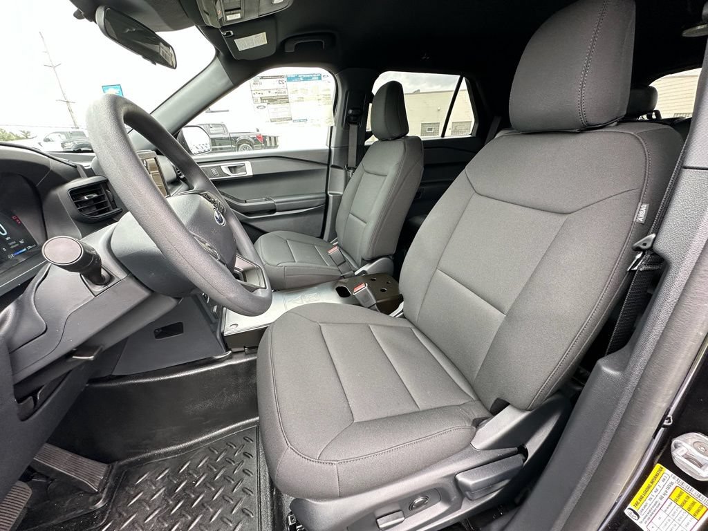 New 2025 Ford Explorer 4WD Police Interceptor image 14