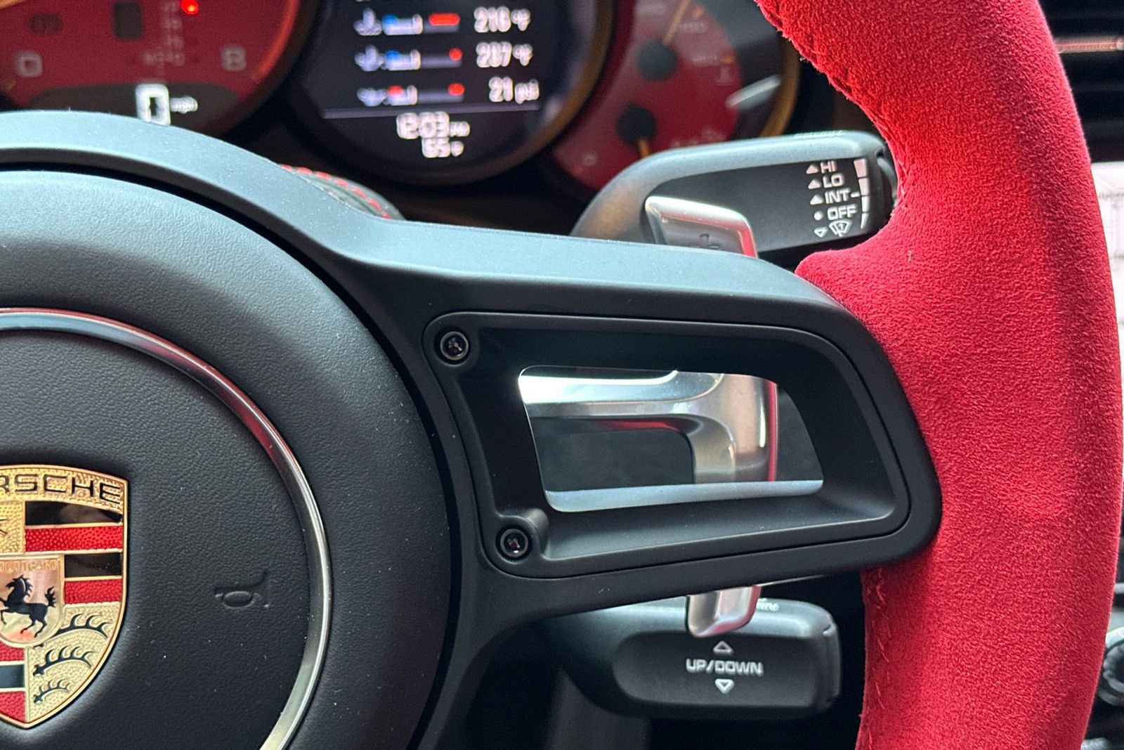 Certified 2018 Porsche 911 GT2 RS RWD image 29