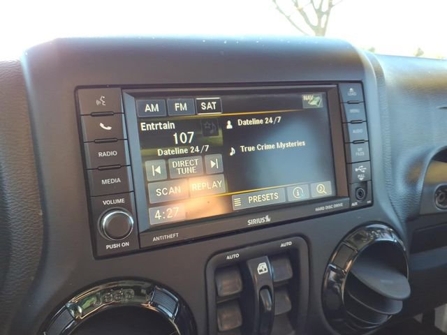 Used 2015 Jeep Wrangler Unlimited Sahara image 18