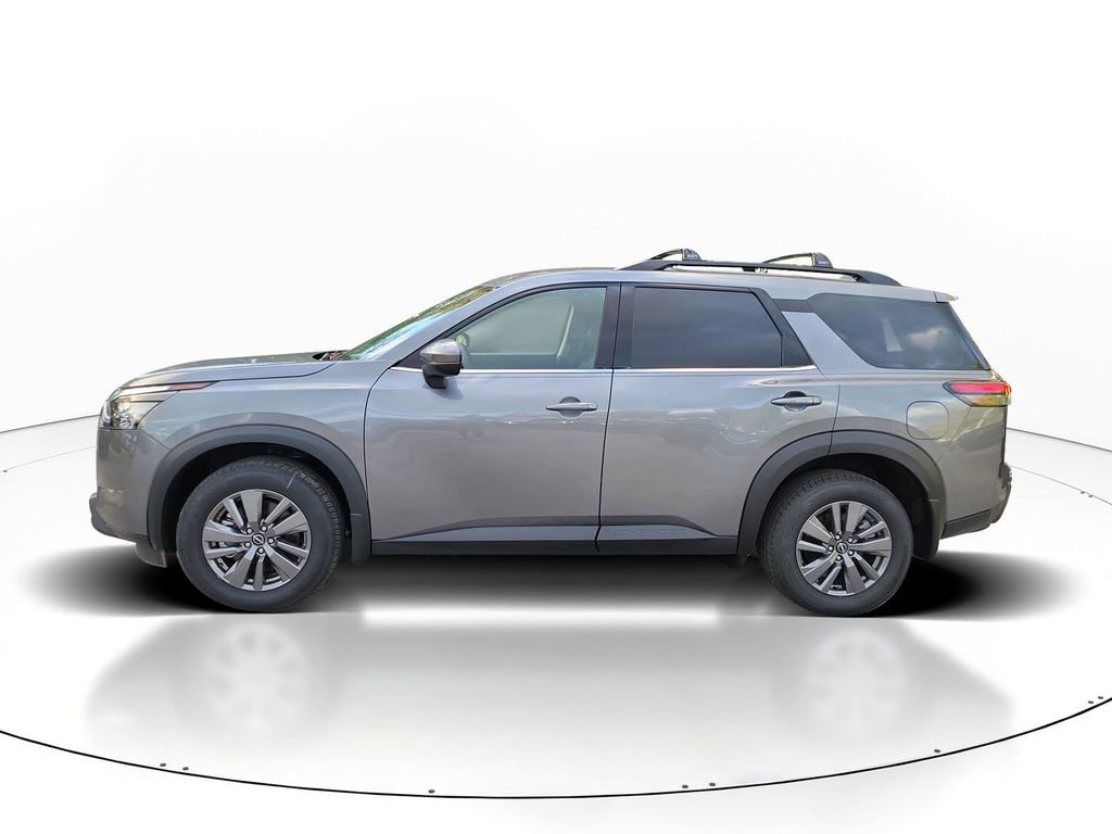New 2025 Nissan Pathfinder SV image 4