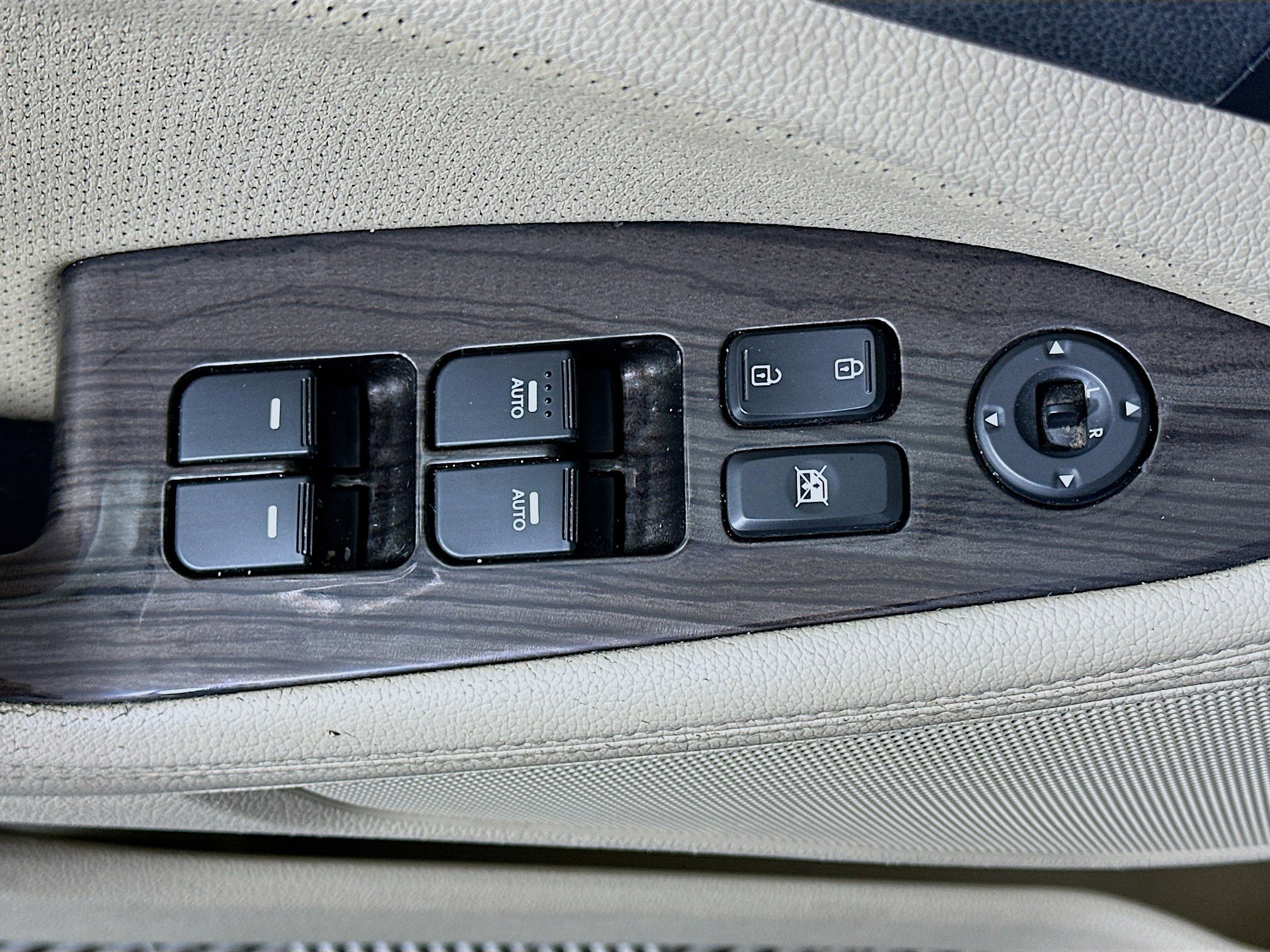 Used 2012 Kia Optima EX FWD image 15