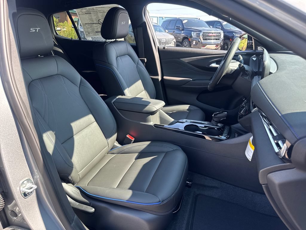 New 2026 Buick Envista Sport Touring w/ Convenience I Package FWD image 11