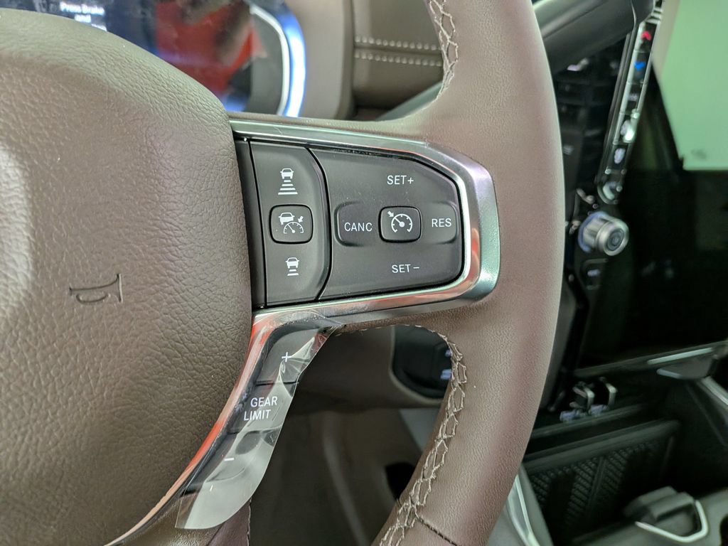 New 2026 RAM 3500 Laramie AWD/4WD image 20