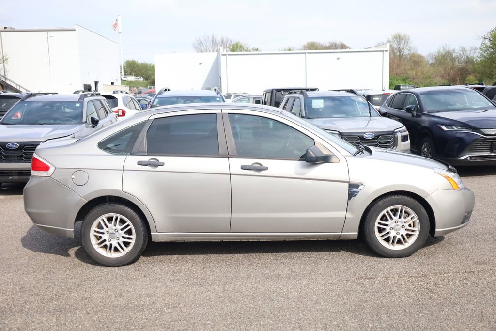Used 2008 Ford Focus SE image 5