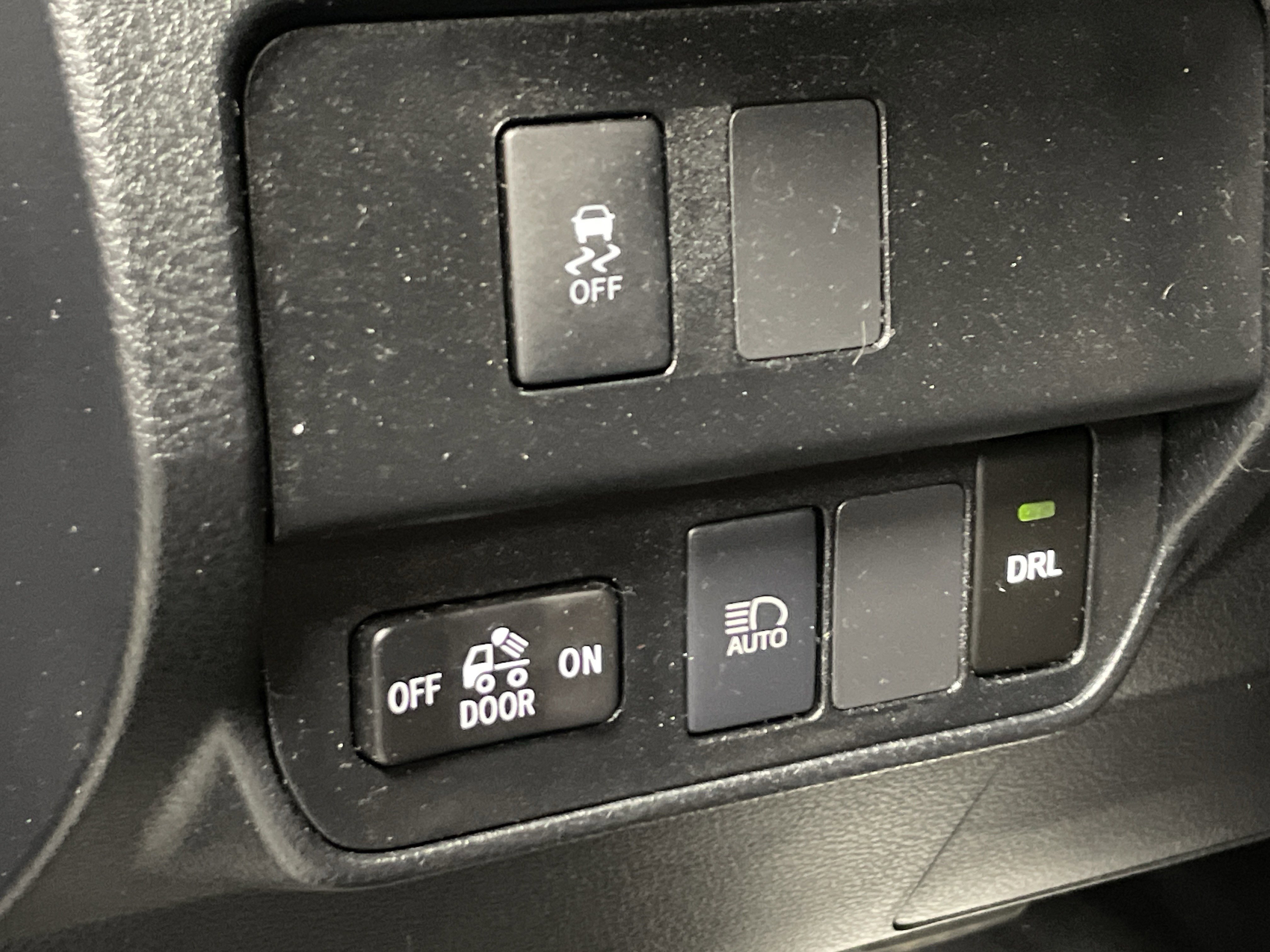 Used 2021 Toyota Tacoma SR5 RWD image 11