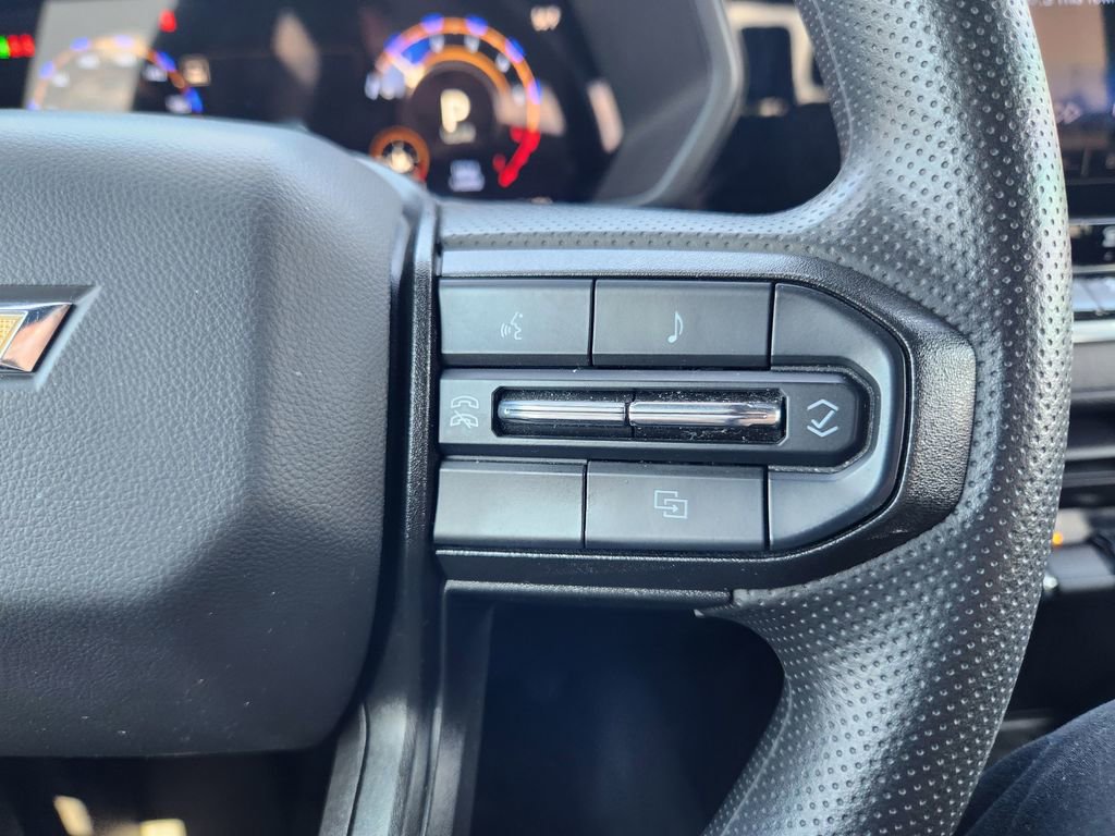 Used 2024 Chevrolet Colorado W/T RWD image 26
