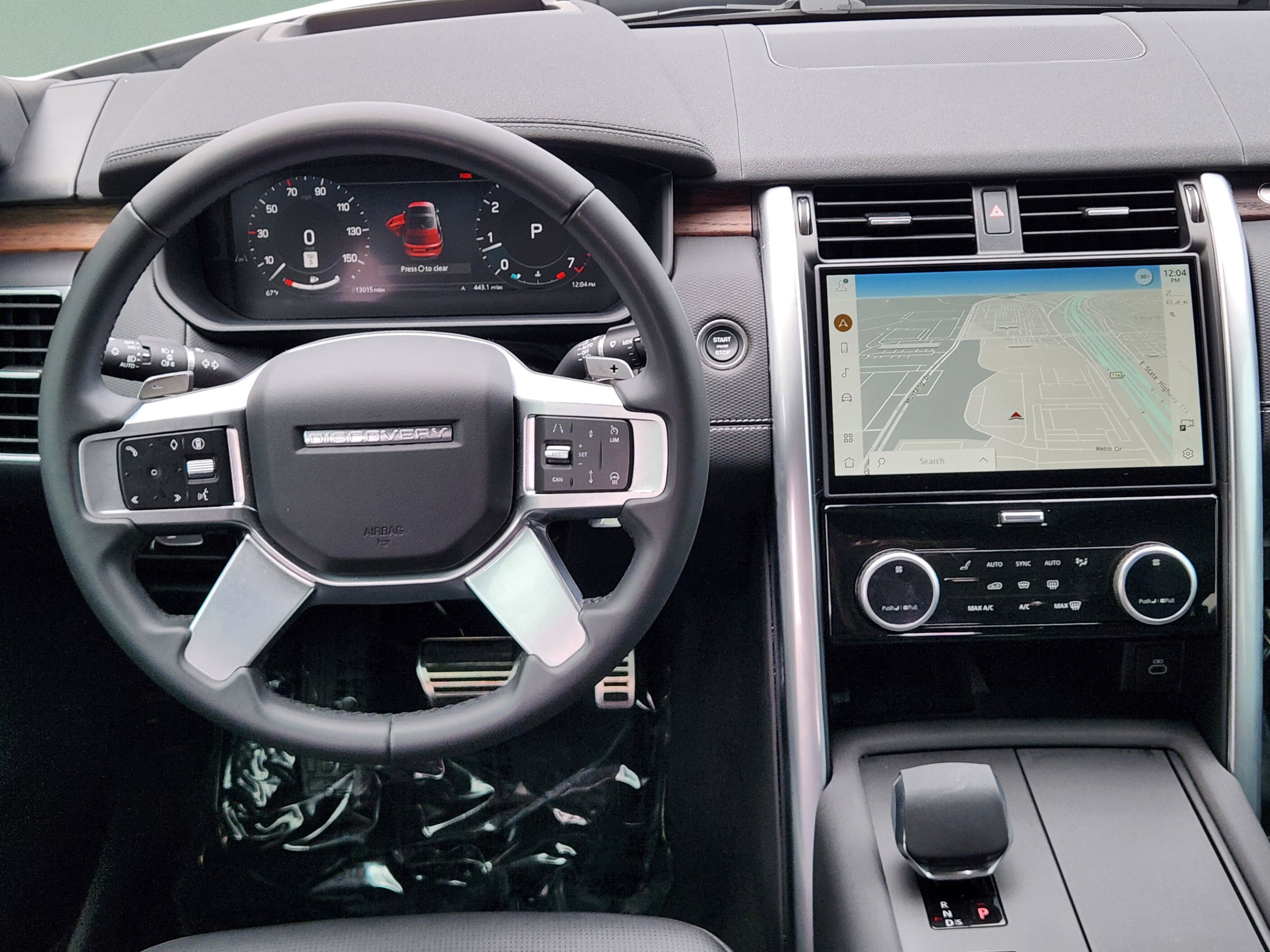 Certified 2025 Land Rover Discovery Dynamic SE AWD/4WD image 24