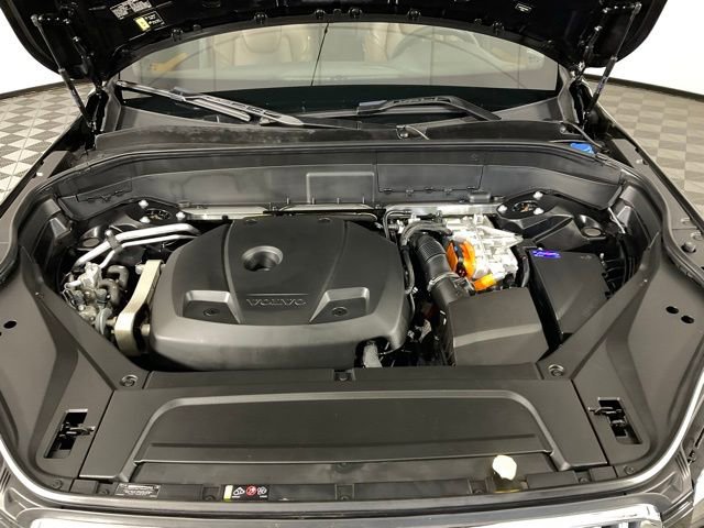 Certified 2023 Volvo XC90 T8 Plus image 39