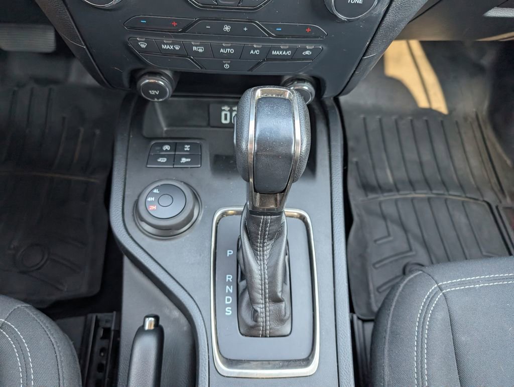 Used 2020 Ford Ranger XLT w/ Equipment Group 301A Mid image 21