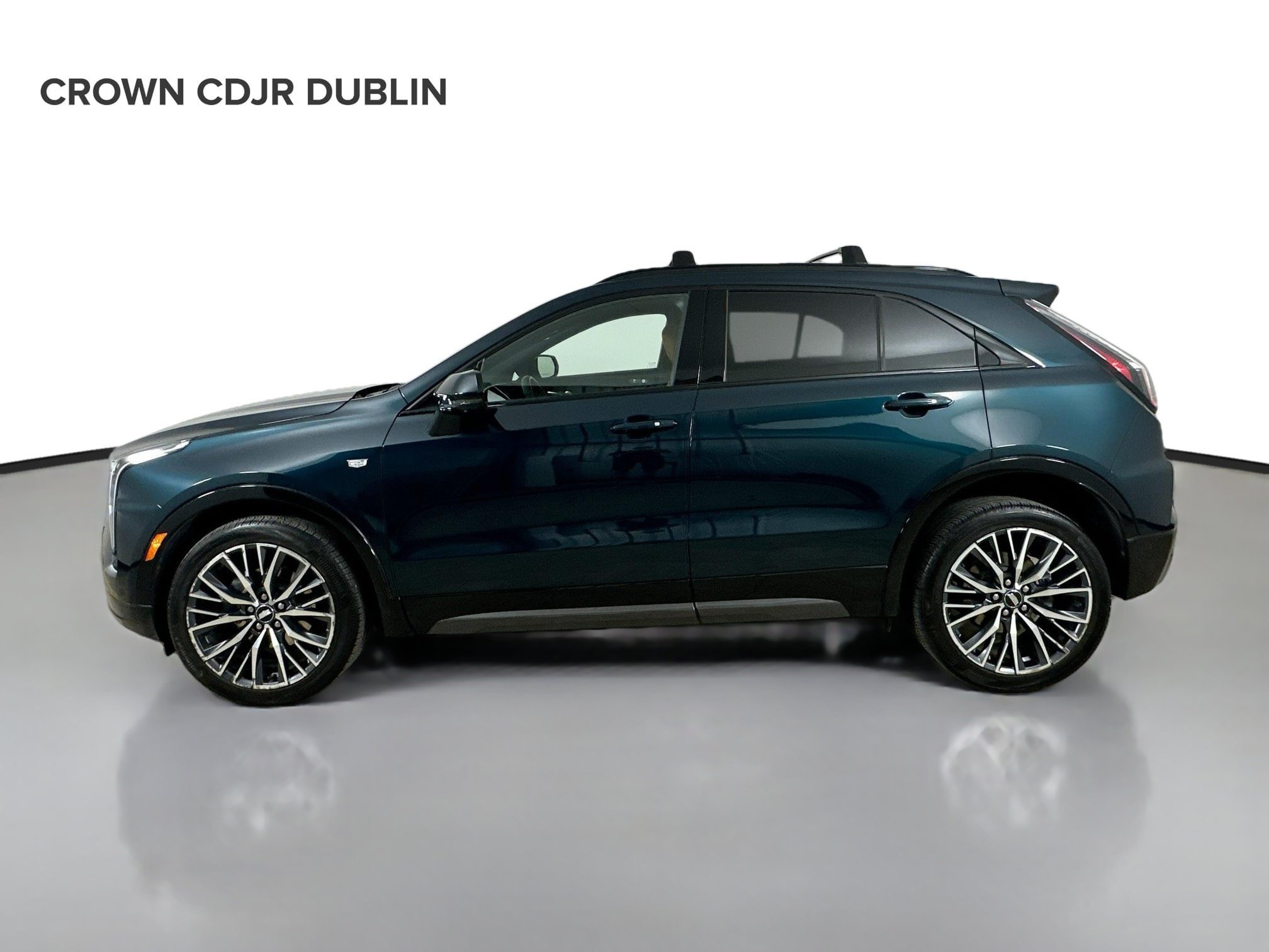 Used 2025 Cadillac XT4 Sport AWD/4WD image 9