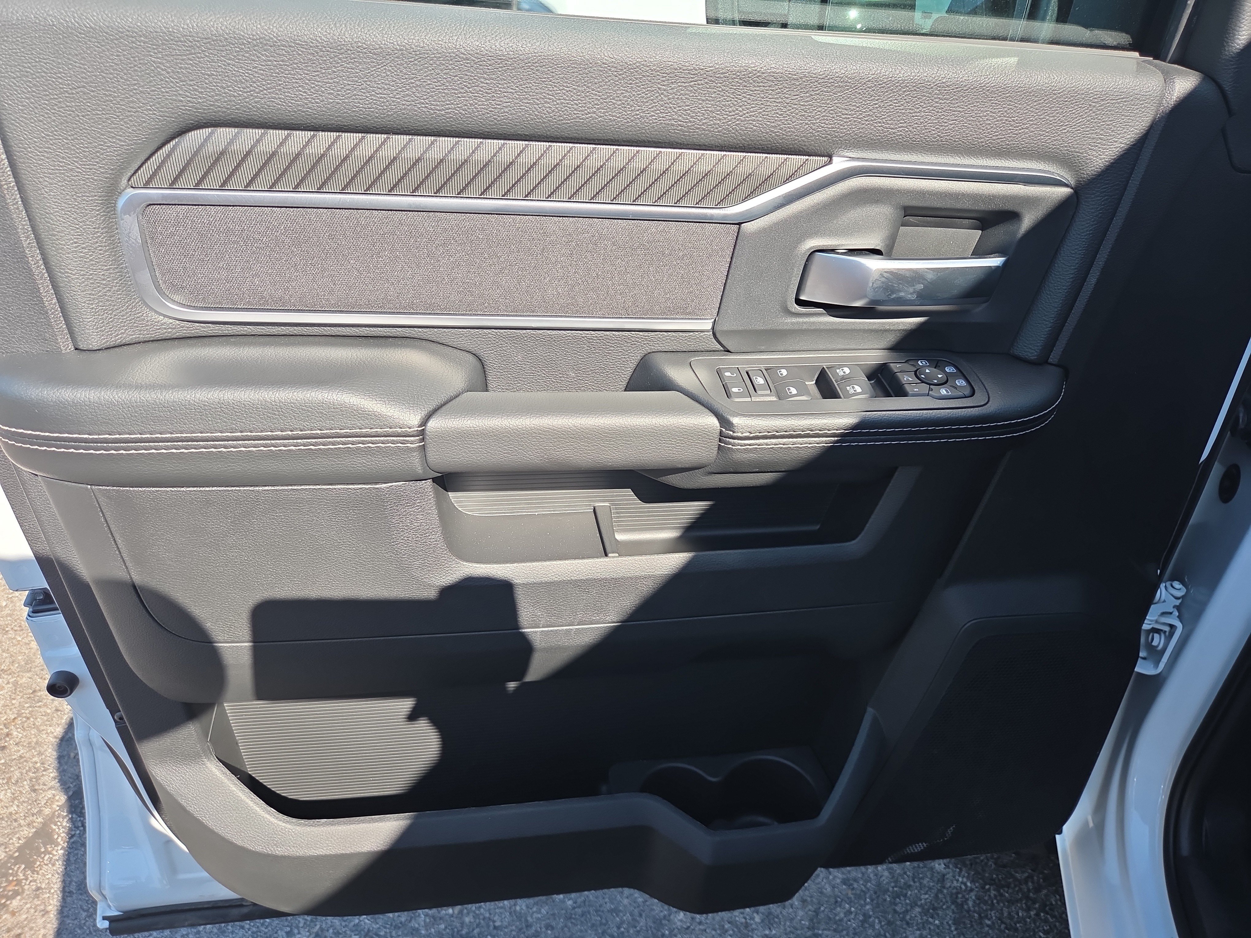 New 2027 RAM 2500 Big Horn AWD/4WD image 5