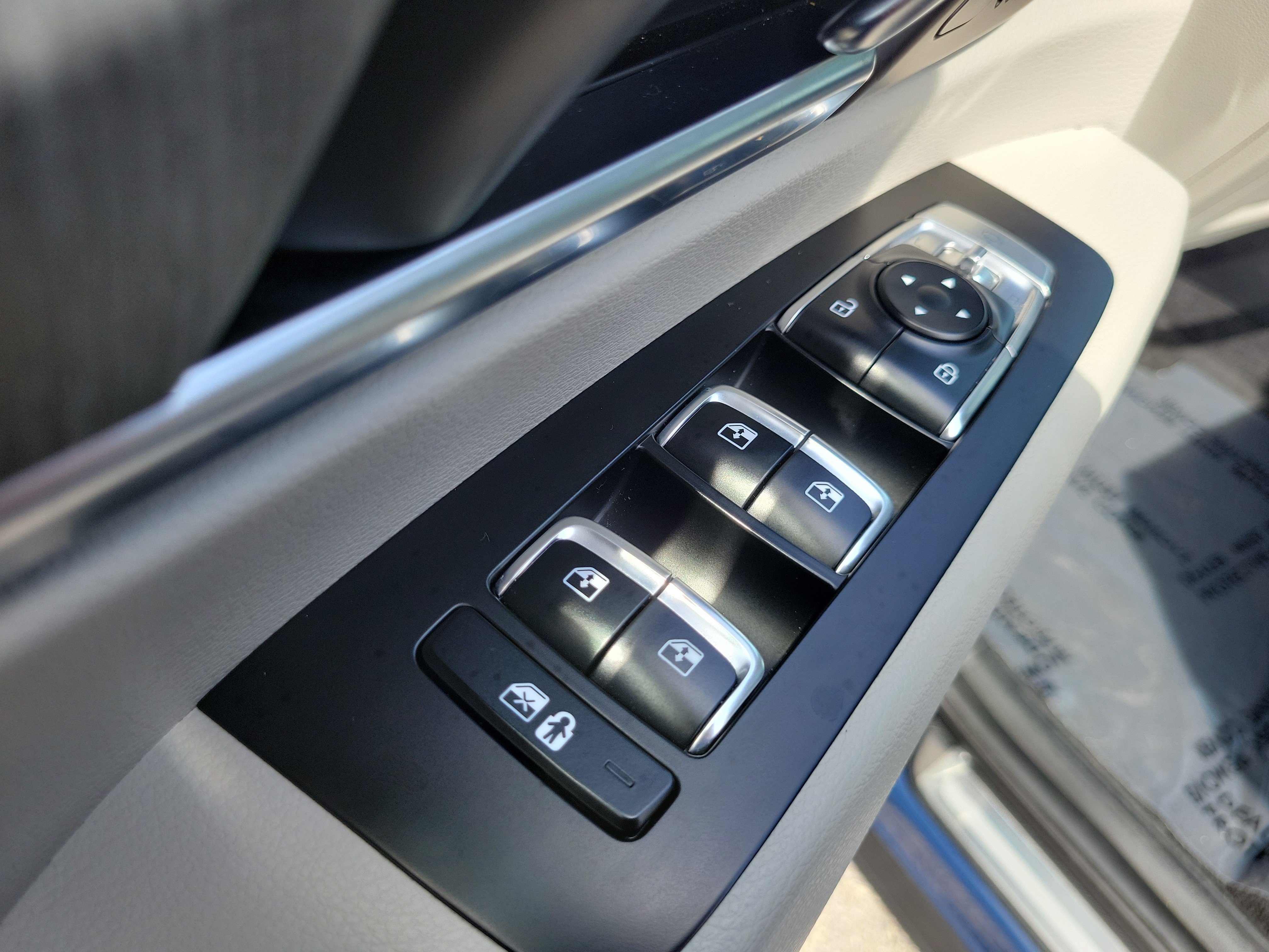 Used 2023 Kia Telluride SX FWD image 26