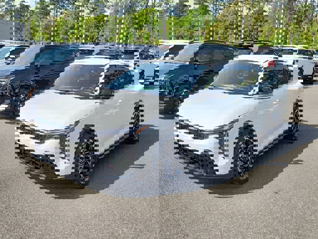 New 2026 Kia K4 GT-Line image 3