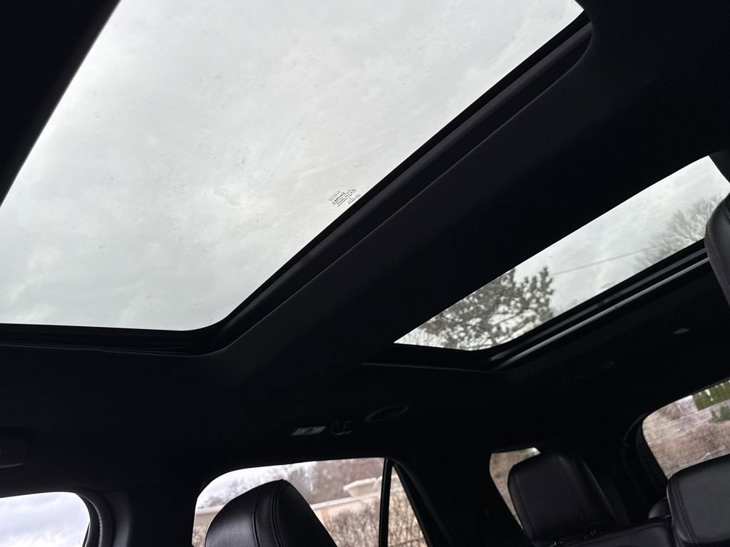 Used 2018 Ford Explorer Sport w/ Equipment Group 401A image 11