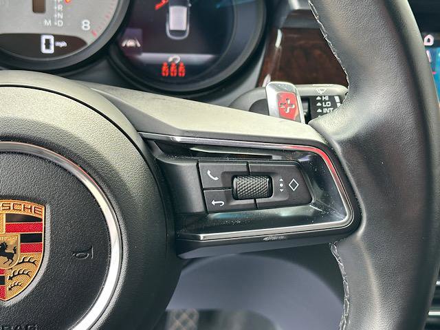 Used 2022 Porsche Macan S image 24