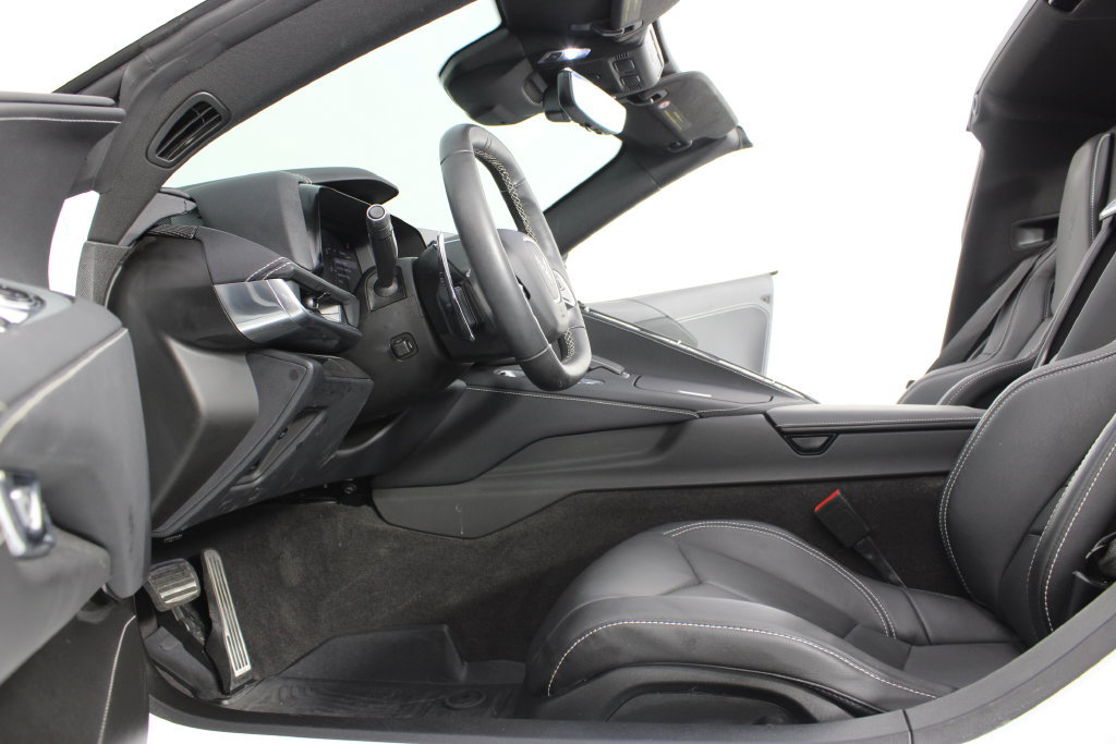 Used 2024 Chevrolet Corvette Stingray Coupe w/ Z51 Performance Package RWD image 19