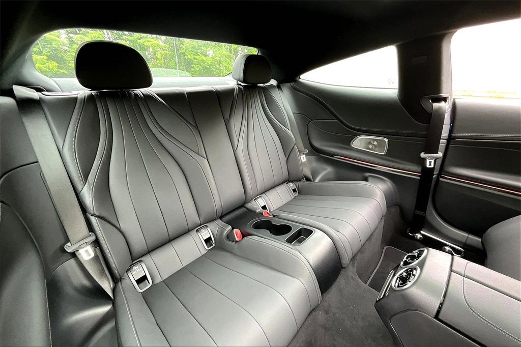 Used 2024 Mercedes-Benz CLE 300 4MATIC Coupe image 29